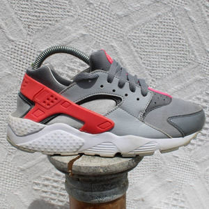 Nike Air Huarache Pink Grey Sz 6.5Y 8w 654280-006